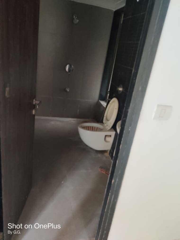 Bathroom, lodha-splendora  771 Sq.Ft. Apartment In Ghodbunder Road Thane 10129579