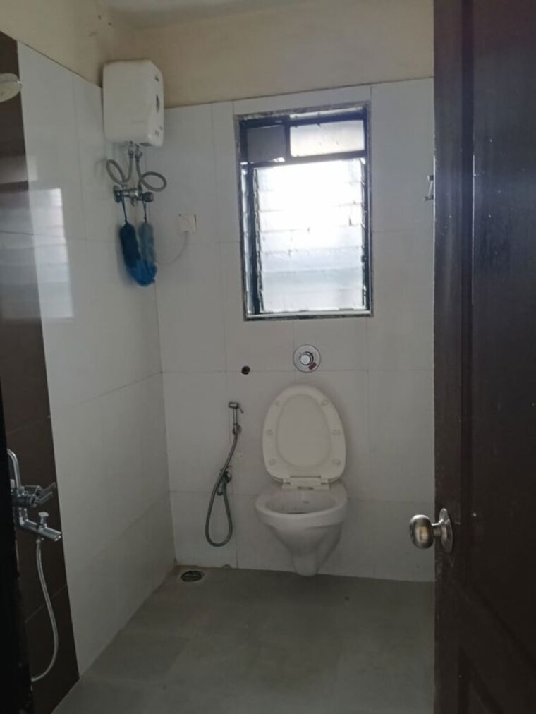 Bathroom, anant-chs-kharghar 3 Bedroom 1600 Sq.Ft. Apartment In Kharghar Navi Mumbai 10129584