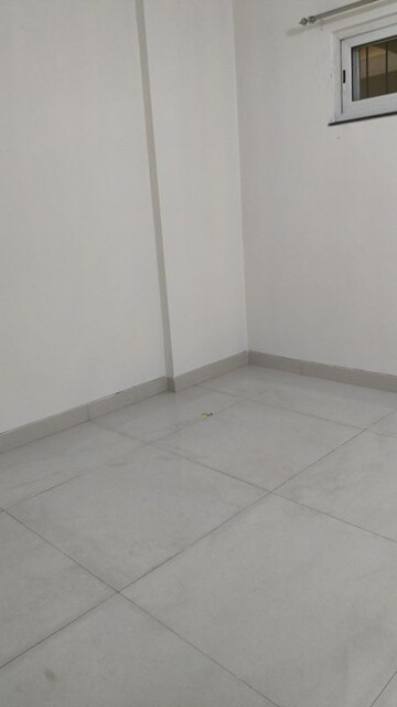 Room in 3.5 BHK Apartment at Atul Westernhills, Baner – for Rent
