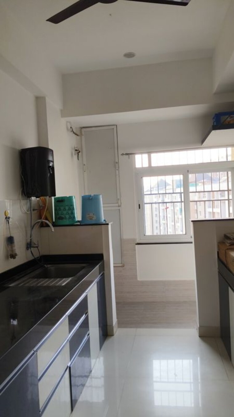 Kitchen, atul-westernhills 3.5 Bedroom 1900 Sq.Ft. Apartment In Baner Pune 10129626