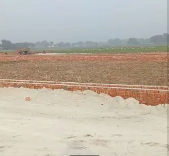 Plot For Sale in Parmanandpur