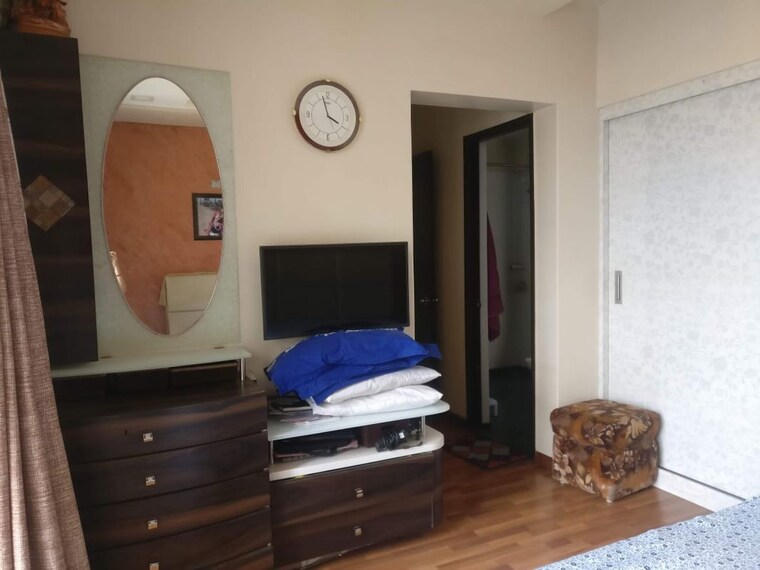 Master Bedroom, lodha-splendora  741 Sq.Ft. Apartment In Ghodbunder Road Thane 10129614