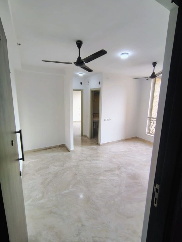 Room, hiranandani-the-walk-ventana-a-b 1 Bedroom 450 Sq.Ft. Builder Floor In Ghodbunder Road Thane 10129628