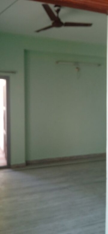 Room in 2 BHK Apartment at East Marredpally – for Rent