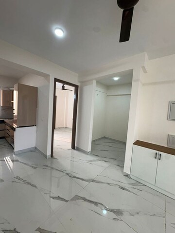 Building Lobby in 3.5 BHK Builder Floor at Smart World Gems, Sector 89 – for Rent