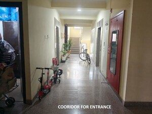 3 BHK Apartment For Rent in Shree Vardhman Victoria, Sector 70