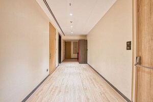 Room in 4 BHK Apartment at Provenance Four Seasons Private Residences, Worli – for Rent