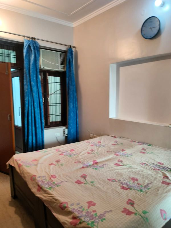 Pg For Rent in Vineet Khand