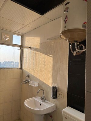 Master Bedroom in 2 BHK Builder Floor at BP Homes, Sector 85 – for Rent