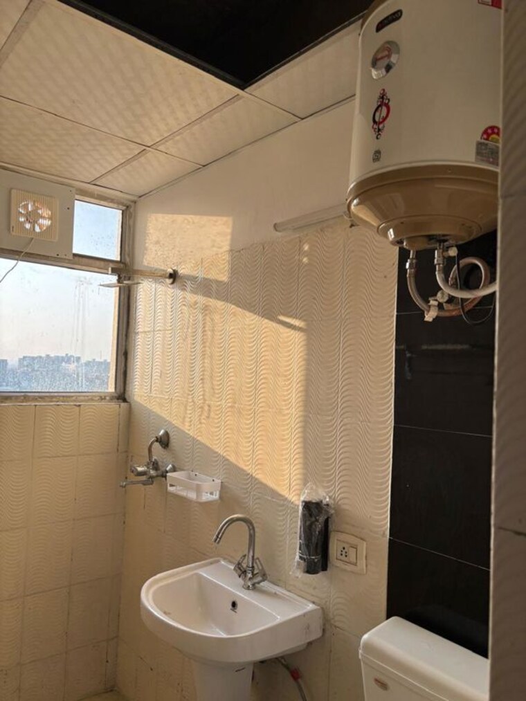 Master Bedroom, bp-homes 2 Bedroom 200 Sq.Yd. Builder Floor In Sector 85 Faridabad 10129725