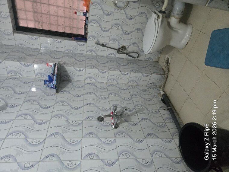 Bathroom, tingre nagar 1 Bedroom 680 Sq.Ft. Apartment In Tingre Nagar Pune 10129730