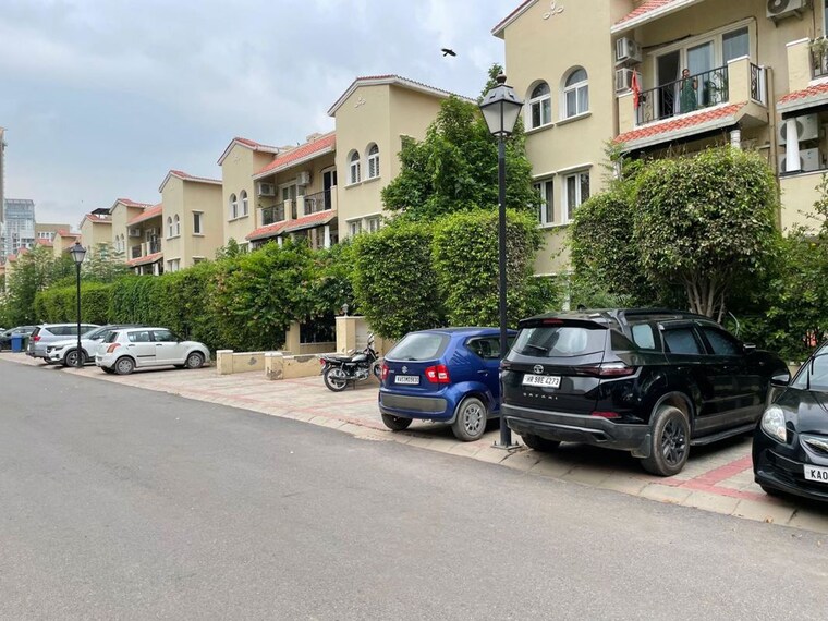  Parking, emaar-mgf-emerald-hills 4 Bedroom 3150 Sq.Ft. Apartment In Sector 65 Gurgaon 10129731