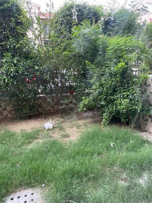 4 BHK Apartment – Garden View at Emaar MGF Emerald Hills, Sector 65 - for Rent