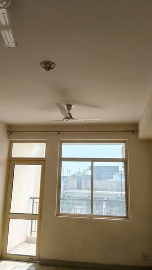 Furnished Amenities in 3 BHK Apartment at Paarth Aadyant, Gomti Nagar – for Rent