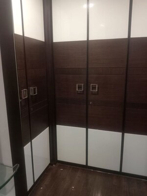 Bedroom in 3 BHK Apartment at Meena Towers Apartment, Chembur – for Rent