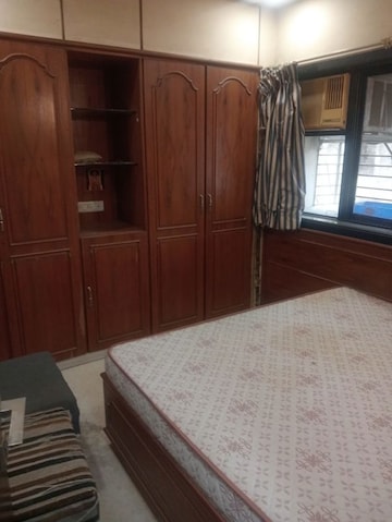 Bedroom in 3 BHK Apartment at Meena Towers Apartment, Chembur – for Rent