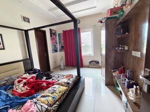Bedroom in 4 BHK Apartment at Emaar Emerald Hills Phase 2, Sector 65 – for Rent