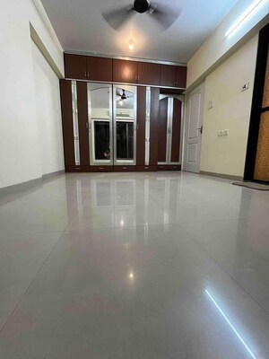 Bedroom in 2 BHK Apartment at Chembur – for Rent