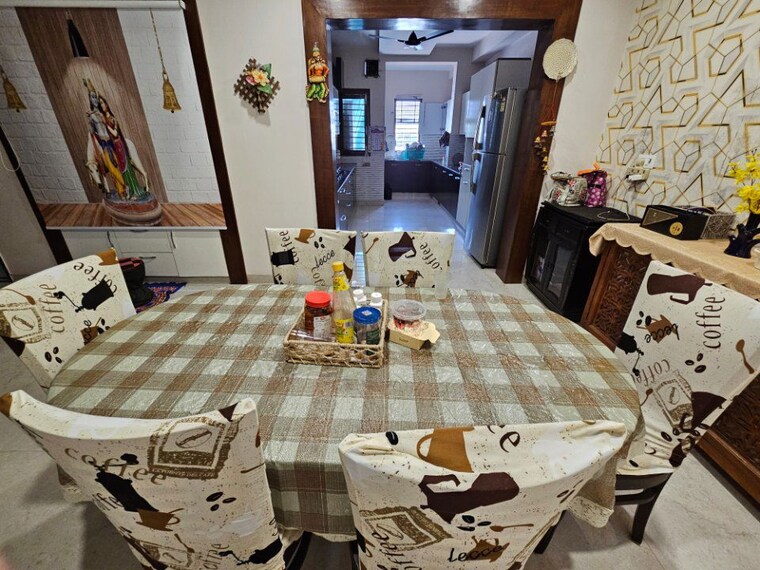 Dining area, sector 11 5 Bedroom 486 Sq.Yd. Builder Floor In Sector 11 Faridabad 10128732