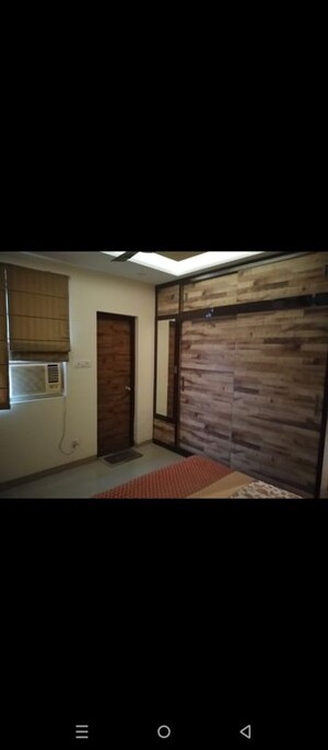 Room in 3 BHK Apartment at Puri Pratham, Sector 84 – for Rent