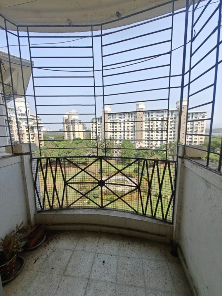 Balcony, nri-complex-phase-i 2 Bedroom 1350 Sq.Ft. Apartment In Seawoods Sector 58 Navi Mumbai 10129806