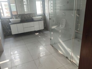 Kitchen in 4 BHK Villa at Unitech Uniworld Resorts-The Residences, Sector 33 – for Rent