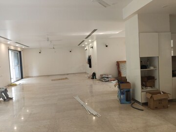 Living Room in 4 BHK Villa at Unitech Uniworld Resorts-The Residences, Sector 33 – for Rent