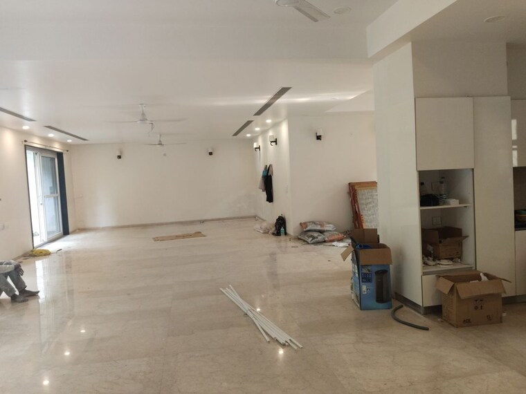 Living Room, unitech-uniworld-resorts-the-residences 4 Bedroom 7080 Sq.Ft. Villa In Sector 33 Gurgaon 10129812
