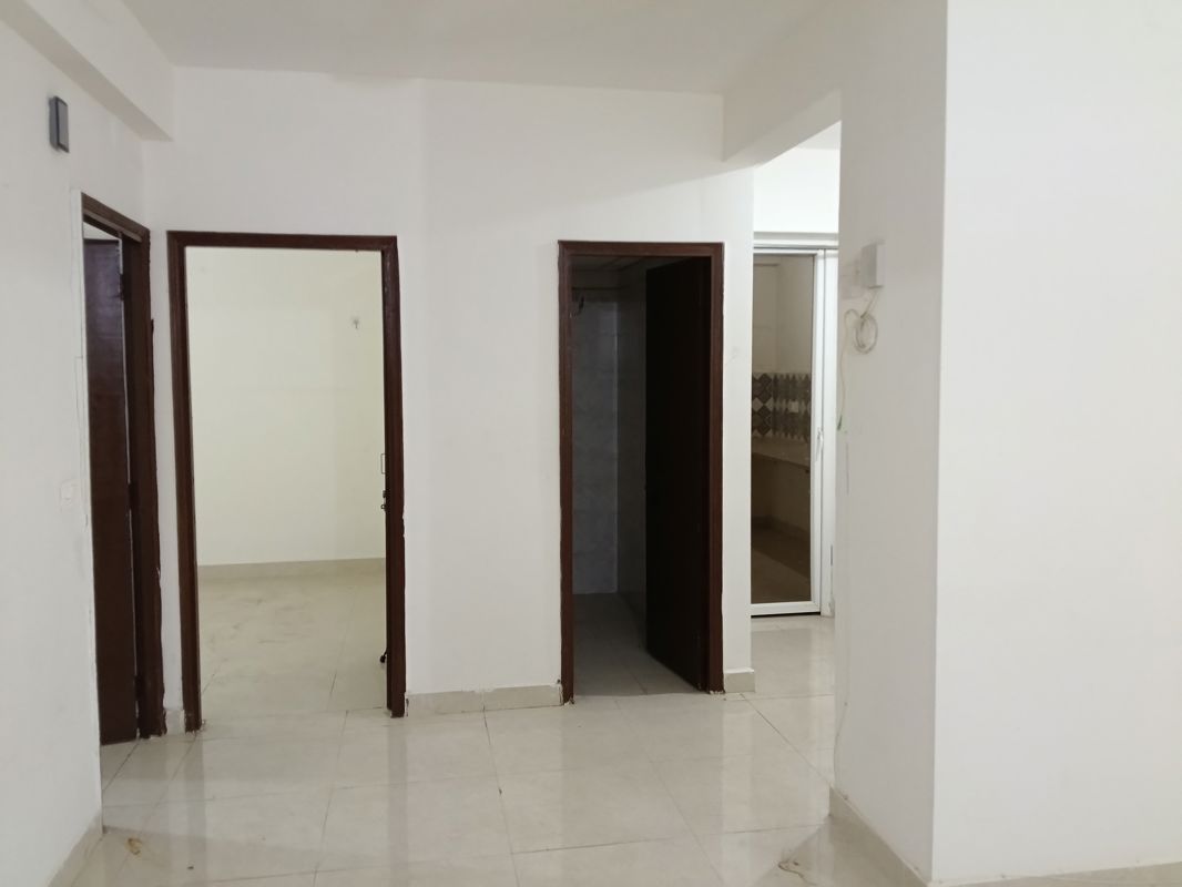 2 BHK + Pooja Room Apartment For Sale in Signature Global Proxima Phase 2