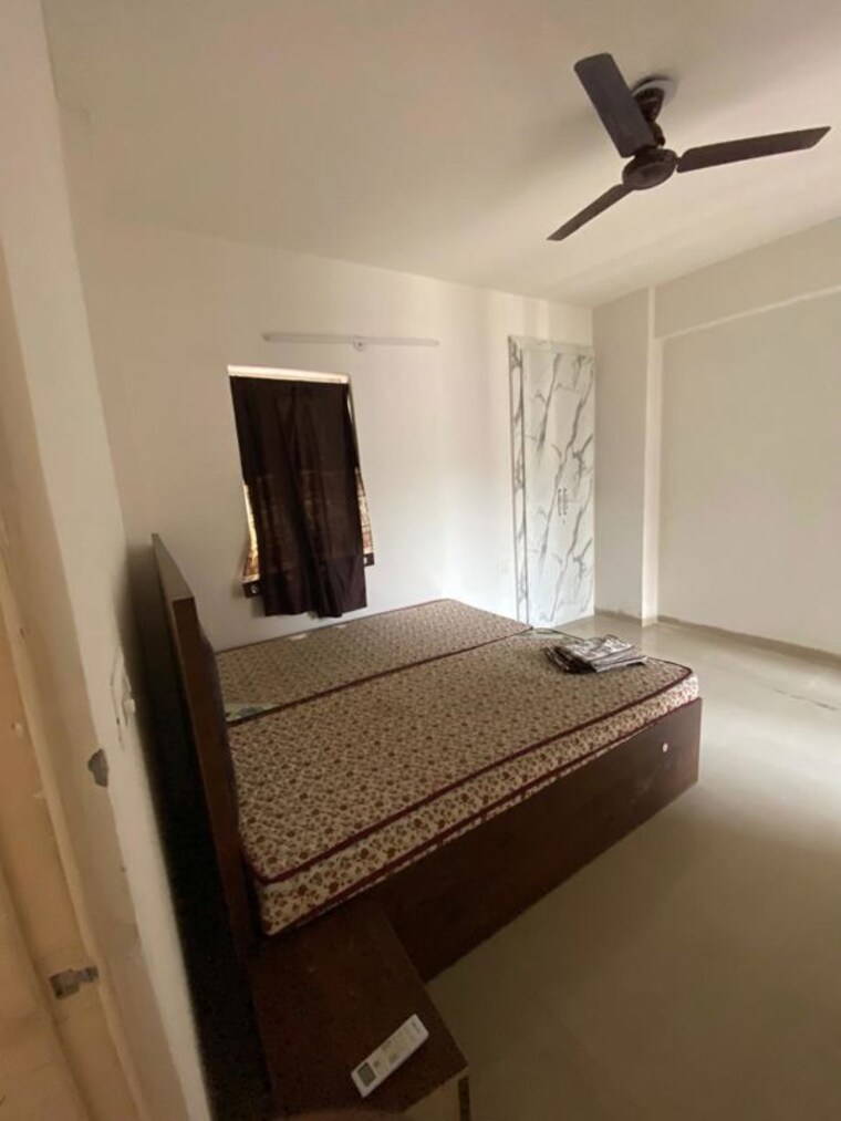 Bedroom, shri-radha-sky-gardens 2 Bedroom 1182 Sq.Ft. Apartment In Sector 16b Greater Noida Greater Noida 10129841