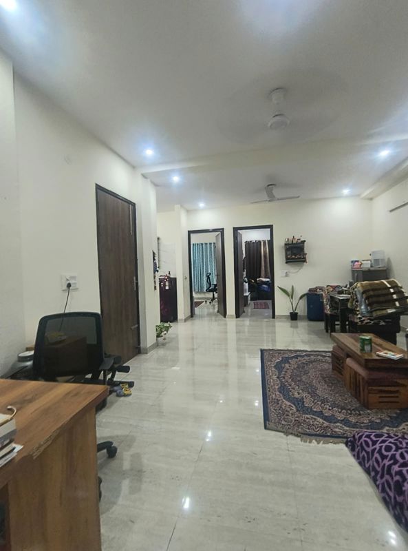 2 BHK Builder Floor For Rent in Sector 52
