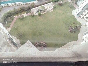 Swimming Pool in 3 BHK Apartment at Chaitanya Tower, Prabhadevi – for Rent