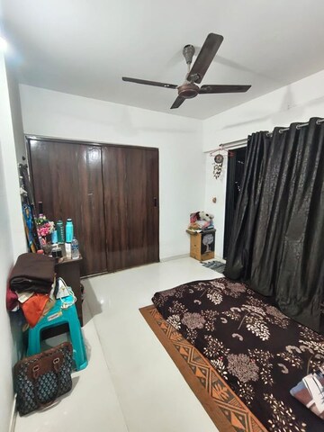Bedroom in 1 BHK Builder Floor at Hiranandani Estate – for Rent