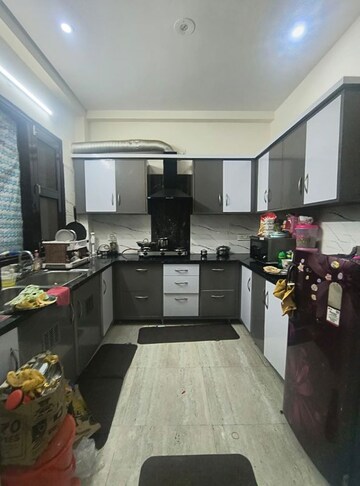 Kitchen in 2 BHK Builder Floor at Sector 41 – for Rent