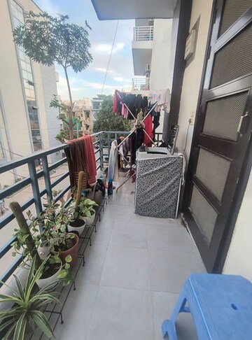 Balcony in 2 BHK Builder Floor at Sector 41 – for Rent