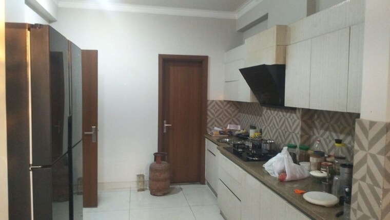Kitchen, central-park-flower-valley 4 Bedroom 4100 Sq.Ft. Villa In Sohna Sector 33 Gurgaon 10129877