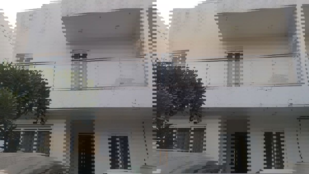 4 BHK + Servant Room 4100 Sq.Ft. Villa in Central Park Flower Valley