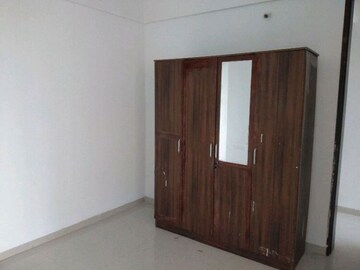 Room in 2 BHK Apartment at Ravinanda Skylights, Wagholi – for Sale