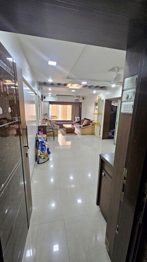 Kitchen in 2 BHK Apartment at Juhu Scheme, Juhu – for Rent