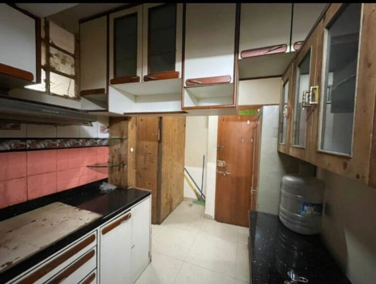 Kitchen, gypsy-apartment 1 RK 300 Sq.Ft. Apartment In Powai Mumbai 10129942