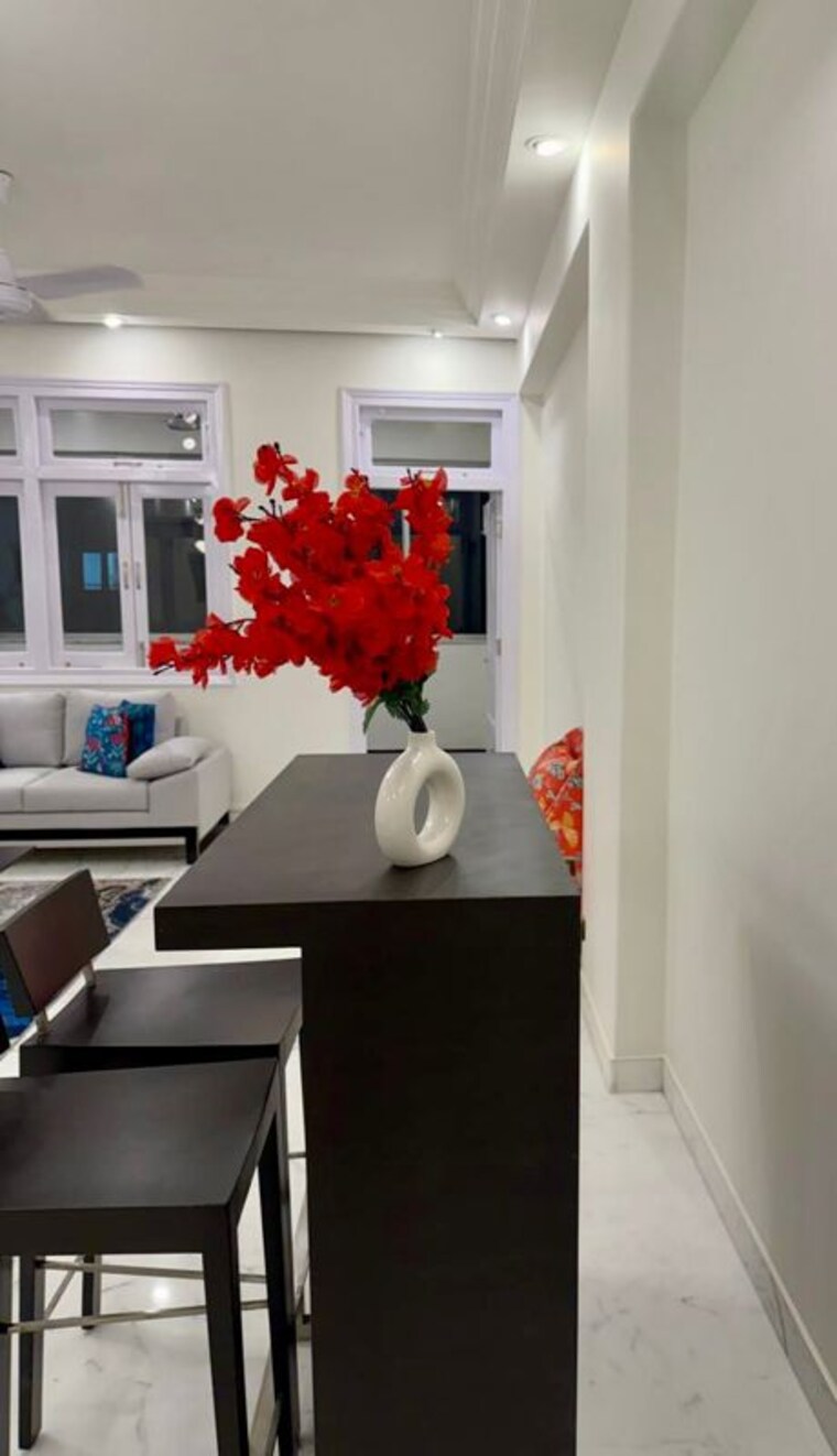 Living Room, lodha-amara 2 Bedroom 882 Sq.Ft. Apartment In Kolshet Road Thane 10129954