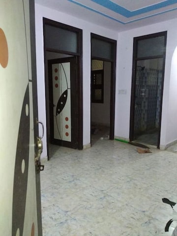 Building Lobby in 2.5 BHK Builder Floor at Mayur Vihar – for Sale