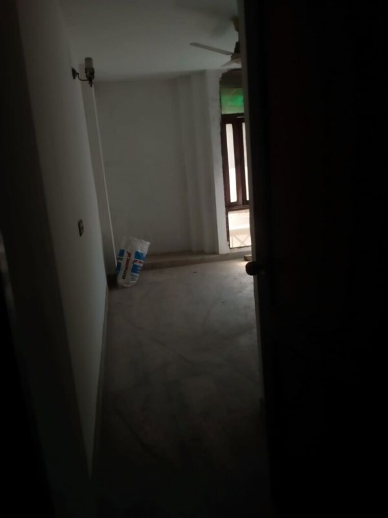 Room, greater kailash i 3 Bedroom 208 Sq.Yd. Builder Floor In Greater Kailash I Delhi 10129960