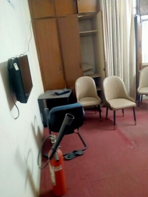 Team Area in 3 BHK Builder Floor at Greater Kailash I – for Sale