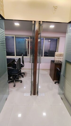 Team Area in 2 BHK Apartment at JP North, Mira Road – for Rent