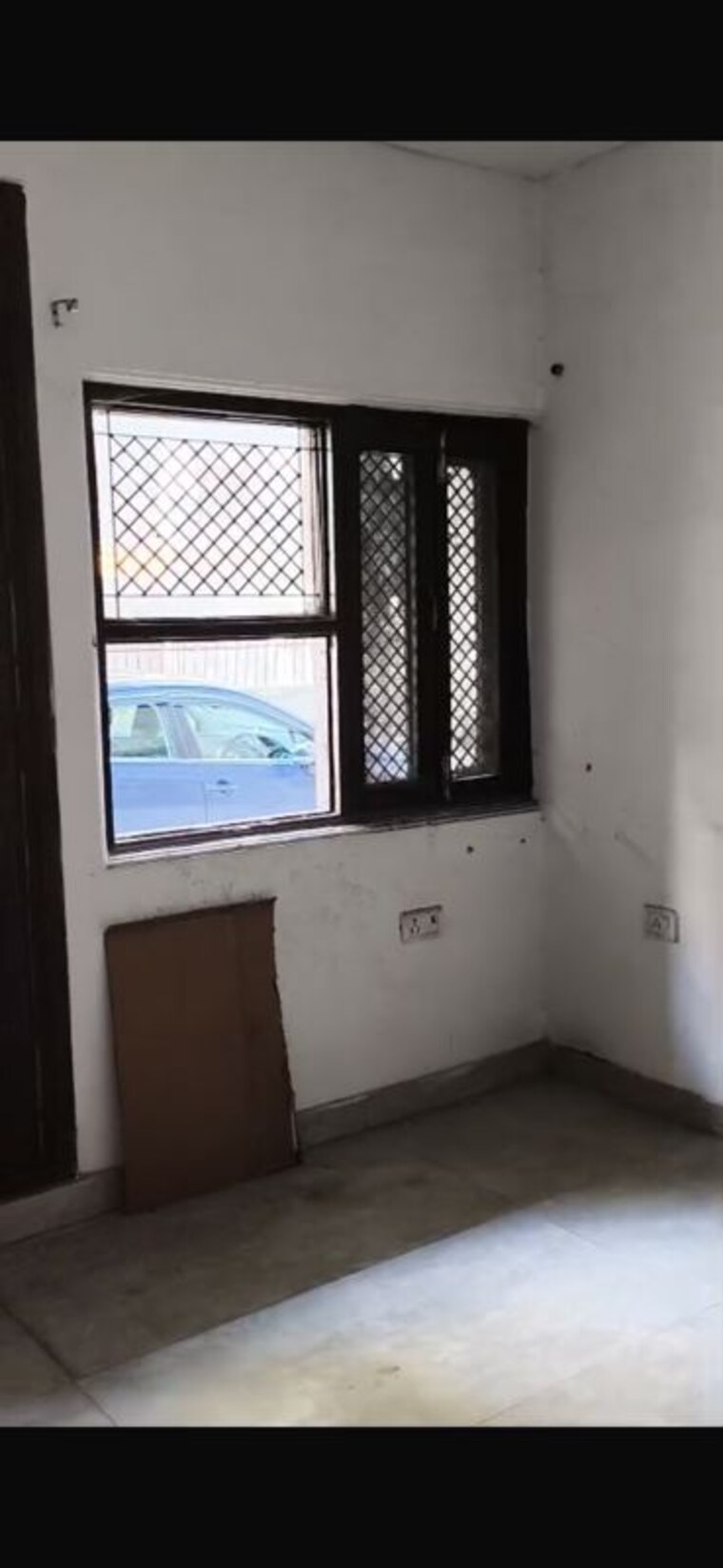 Room, rohini sector 14 2.5 Bedroom 950 Sq.Ft. Apartment In Rohini Sector 14 Delhi 10129984