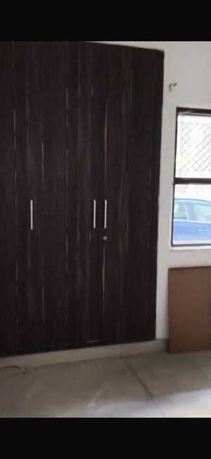  2.5 BHK Apartment at Rohini Sector 14 – for Sale