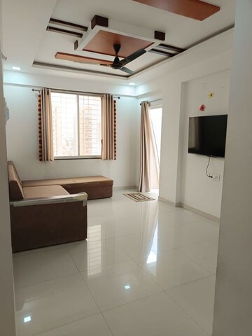 2 BHK Apartment For Rent in Tathawade