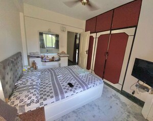 Bedroom in 2 BHK Apartment at Hiranandani Estate, Ghodbunder Road – for Rent