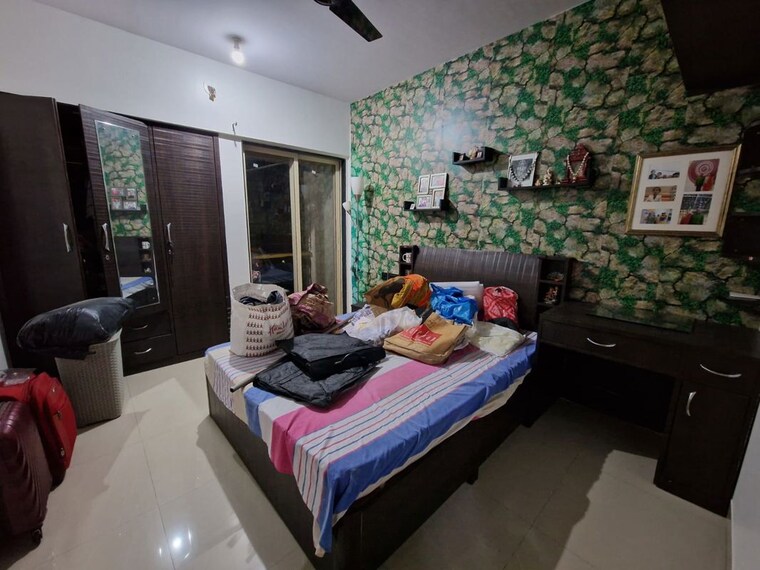 Bedroom, hiranandani-eagleridge-wing-a 2 Bedroom 900 Sq.Ft. Builder Floor In Thane West Thane 10130032